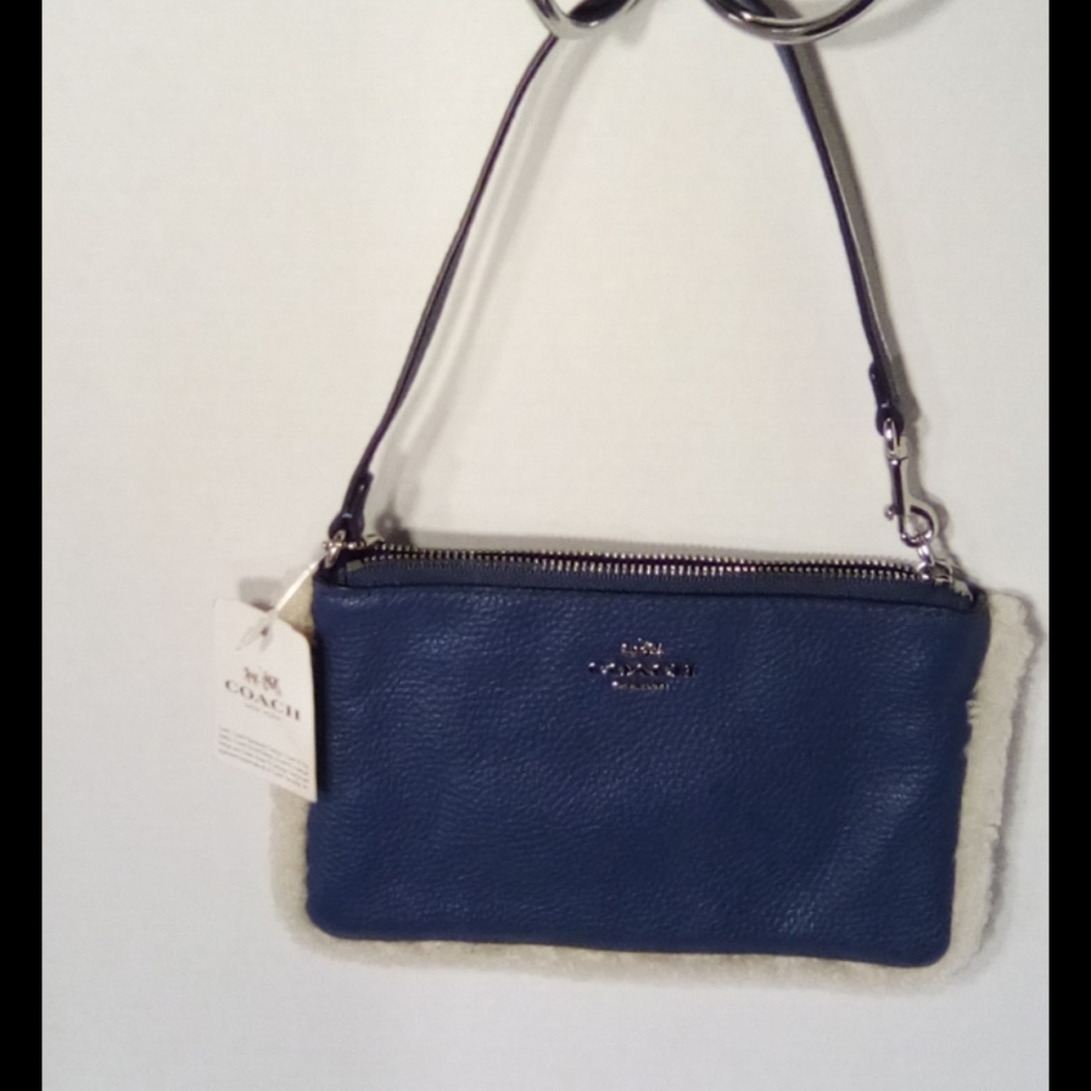 Handbag - Picture 1 of 7